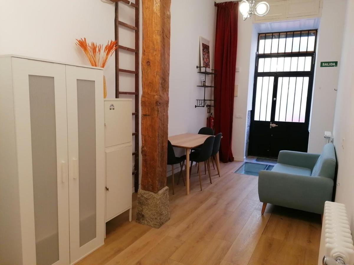 Apartamento De Diseno Malasana Appartement Madrid Buitenkant foto